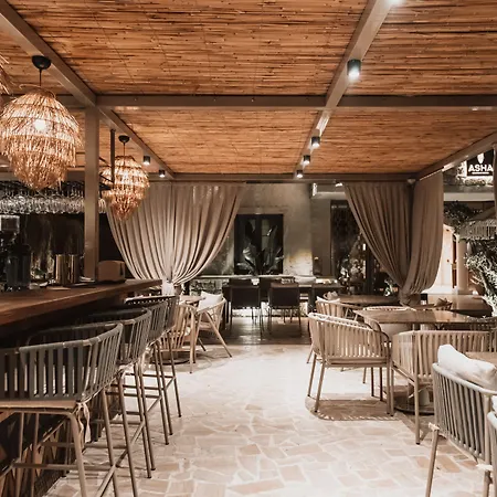 Asha Alacati Hotel *