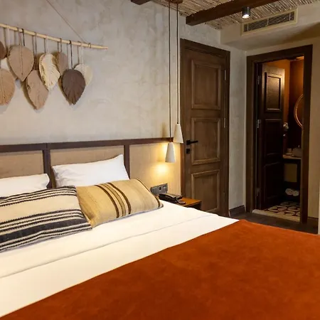 Asha Alacati * Çeşme