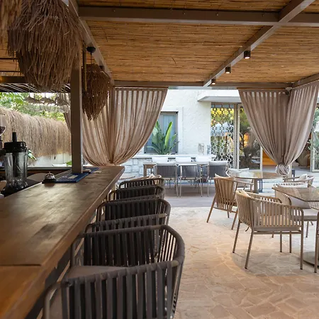 Asha Alacati Çeşme